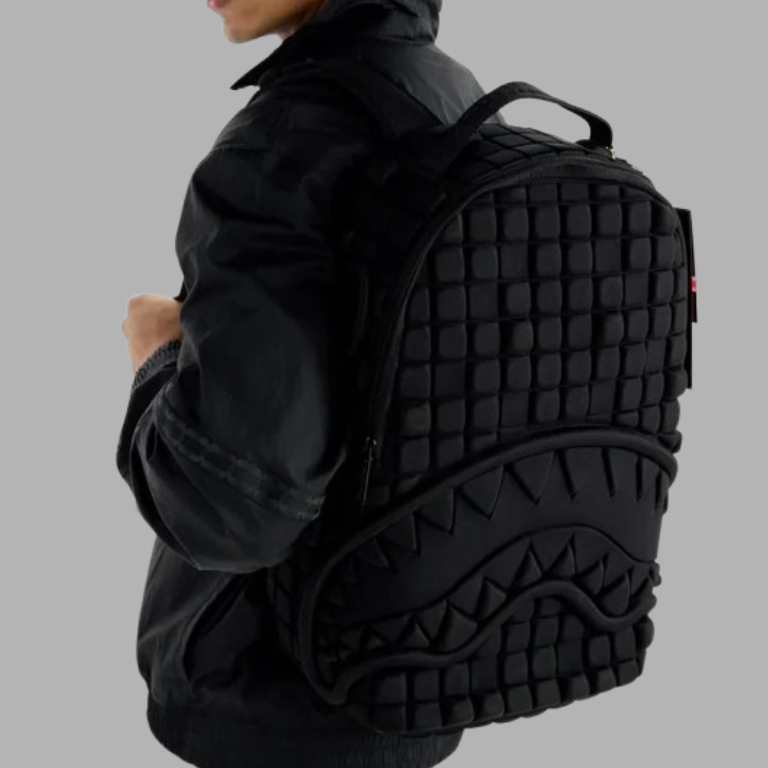 Koleksi fashion pria estetika minimal